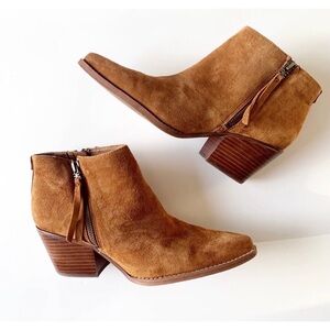 Sam EDELMAN booties!